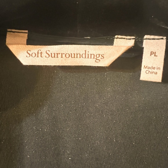 Soft Surroundings Green Velvet Vest - Picture 4 of 4